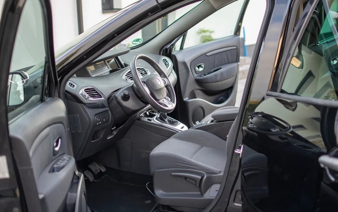 Renault Scenic cena 27950 przebieg: 223550, rok produkcji 2011 z Nisko małe 781